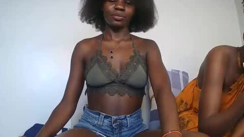 naughty_nana2 online show from April 5, 12:24 pm