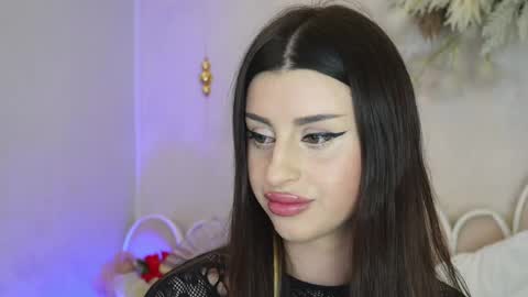 naughtyalicee online show from April 17, 5:54 am