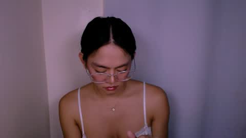 Snapshot of naughtyaurora69 chatting on May 22, 11:05 am NaughtyAurora online show from May 22, 11:05 am