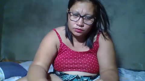 Snapshot of naughtypinay08 chatting on April 24, 2:08 pm juls online show from April 24, 2:08 pm