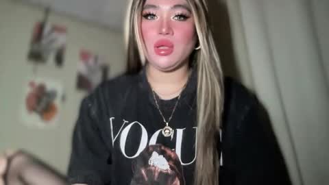 Rose Wilson online show from February 27, 4:41 am