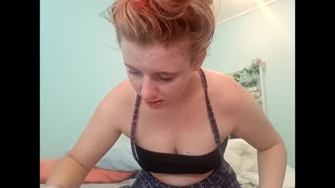 Naughty Jess online show from February 19, 5:14 am