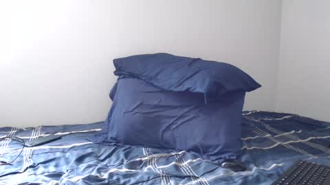 Naughty Tori online show from June 15, 3:25 pm