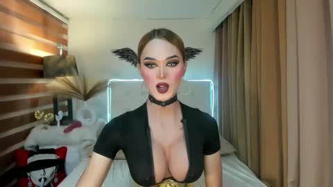 MISS IVANA online show from January 20, 2:01 am