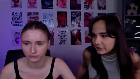 Snapshot of naya_may chatting on July 18, 9:24 am Naya online show from July 18, 9:24 am
