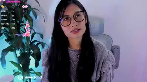 Naye  online show from May 10, 3:12 am