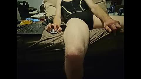 stormy online show from March 25, 2:39 am