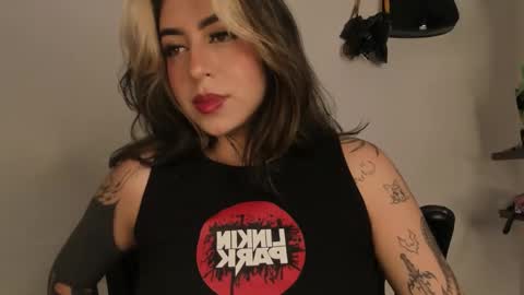 nazzz10 online show from March 9, 1:37 pm