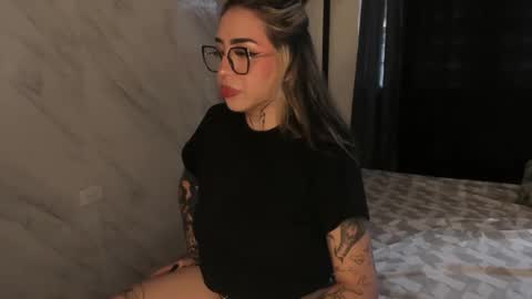 nazzz10 online show from March 19, 2:10 pm