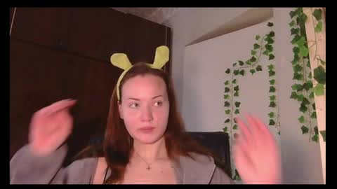 Snapshot of nectarria chatting on May 1, 6:40 am nectarria online show from May 1, 6:40 am