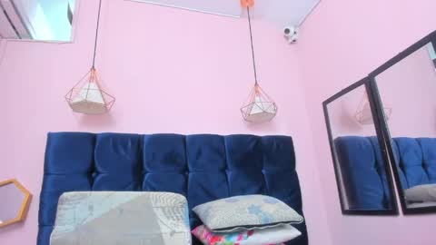 neferet_opal online show from April 26, 1:25 am