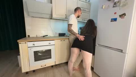 neighborzonesex online show from August 4, 3:21 am