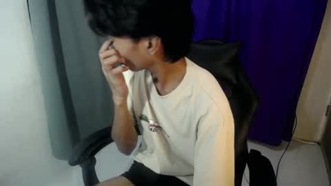 neil_asian69 online show from March 18, 4:26 am