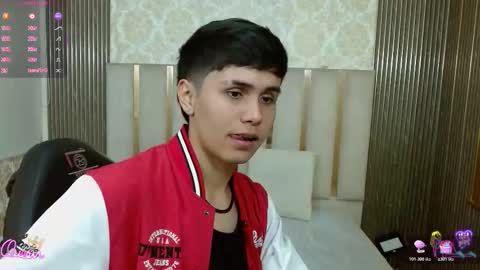 Snapshot of neitan_tay chatting on February 20, 2:50 pm neitan_tay online show from February 20, 2:50 pm