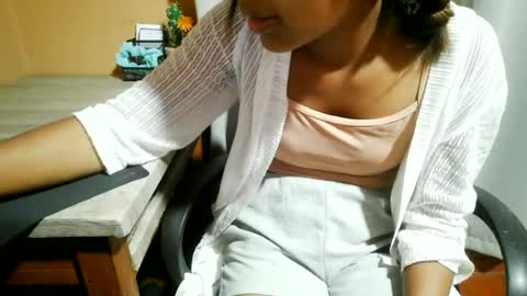 nelia_84 online show from July 3, 3:18 pm