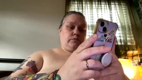 Nellie Atlas online show from April 15, 6:26 pm