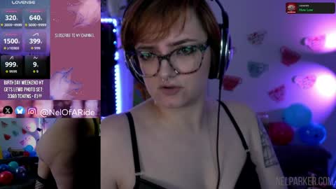 Snapshot of nelparker chatting on April 4, 4:00 am Nel Parker online show from April 4, 4:00 am