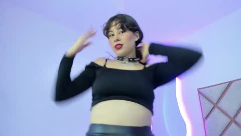 Snapshot of nenaarisk chatting on February 7, 1:26 pm nenaarisk online show from February 7, 1:26 pm