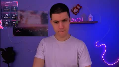 neo_raze_ online show from March 18, 8:45 pm