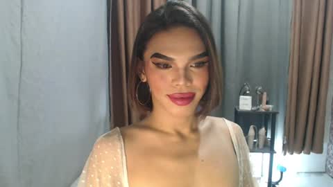 Snapshot of neomi_hardcock chatting on July 9, 3:05 pm neomi online show from July 9, 3:05 pm