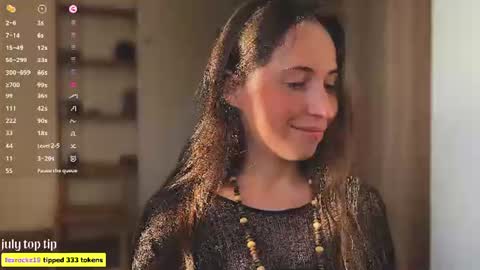 Riley online show from July 18, 10:08 am