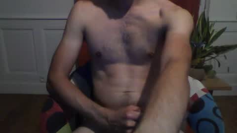 Snapshot of nesquix22 chatting on July 15, 12:32 pm nesquix22 online show from July 15, 12:32 pm