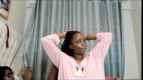 netfux_and_chill online show from May 26, 7:32 pm
