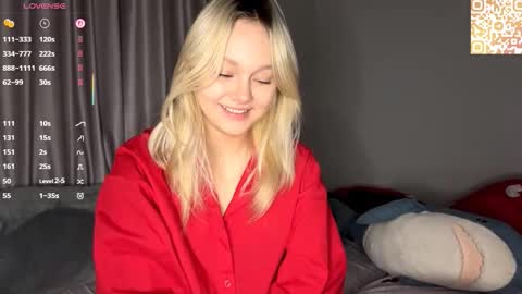 Chloe online show from January 8, 10:56 pm