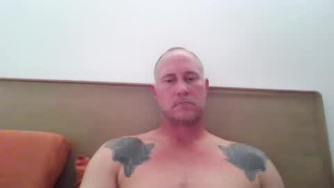 Snapshot of newportman1030 chatting on July 21, 9:50 pm amandandhisgirl online show from July 21, 9:50 pm
