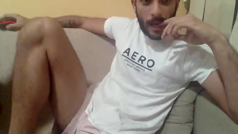 Snapshot of newt_easy chatting on May 2, 11:10 pm Lucena BR online show from May 2, 11:10 pm