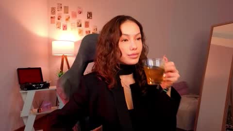 Snapshot of nexorine chatting on February 6, 11:46 am Lilly online show from February 6, 11:46 am