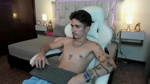 Yeison online show from April 13, 3:06 pm