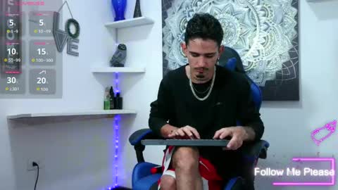 Yeison online show from April 18, 3:21 am