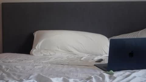 Snapshot of nextdoorcock chatting on February 9, 8:44 am Guy online show from February 9, 8:44 am