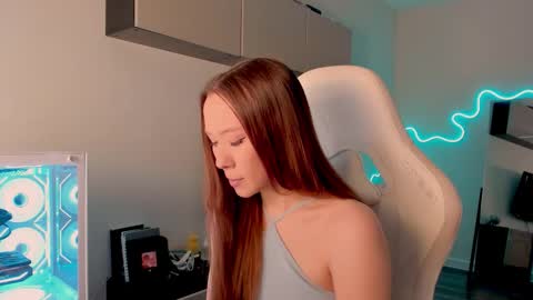 Mina online show from March 13, 8:10 am