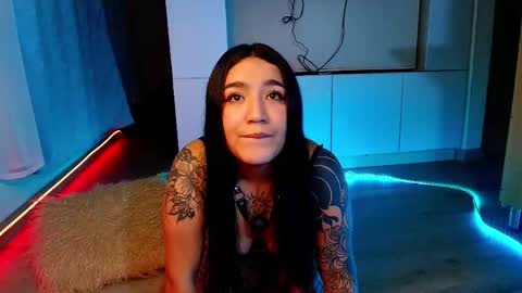 Valery Gonzales online show from May 2, 5:45 am