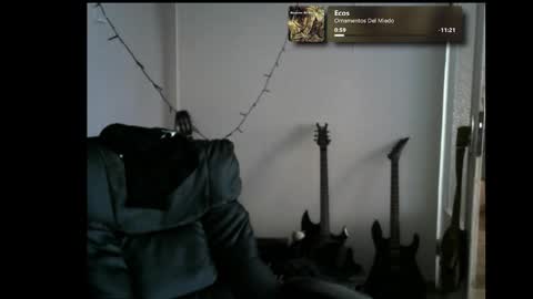 Snapshot of nezvers chatting on February 15, 6:43 am YouPick online show from February 15, 6:43 am