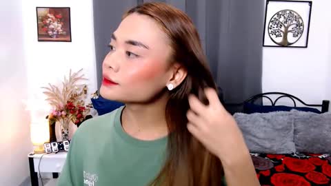 hottie nicole online show from March 2, 7:43 am