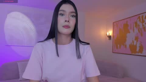 Call me Nia  online show from April 11, 1:43 am