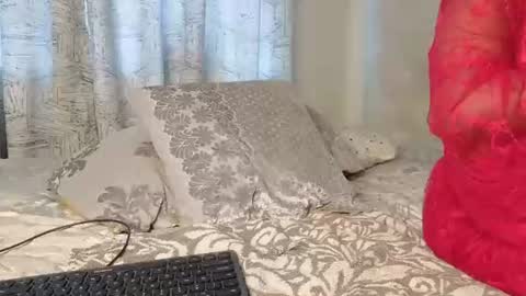 Lilly online show from July 28, 11:17 am