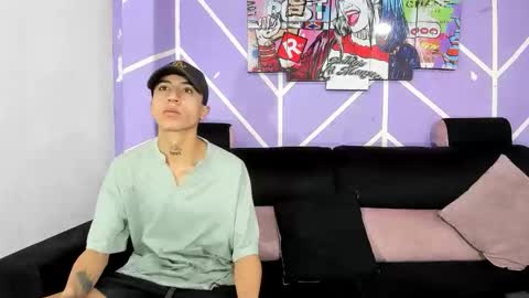 nice_boys11 online show from May 24, 1:27 pm