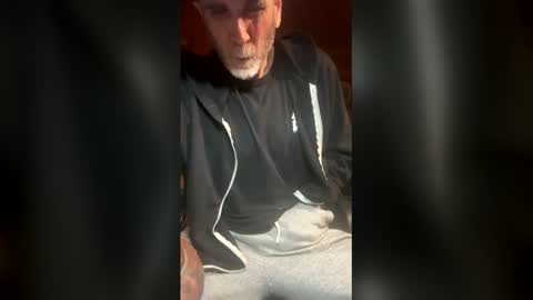 nicedickdave77 online show from May 26, 3:35 am
