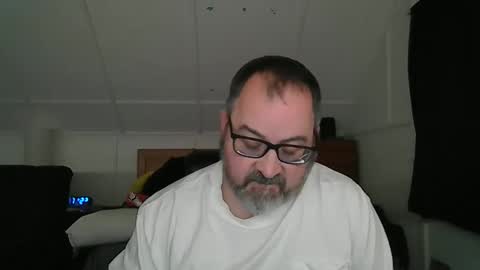 niceguy7208 online show from March 16, 3:23 am