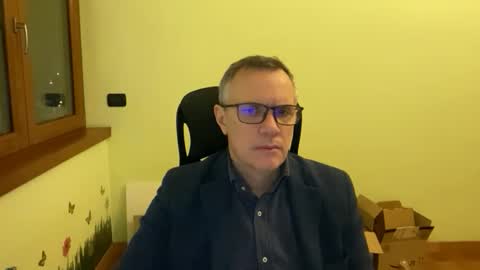 Snapshot of niceshy_71 chatting on January 13, 6:24 pm Andrew online show from January 13, 6:24 pm