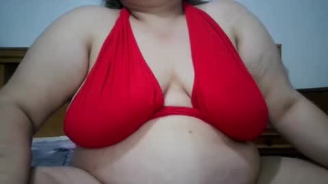 Nicholle online show from May 17, 9:44 pm