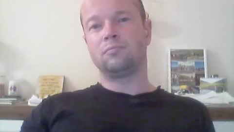 nick1990b online show from August 1, 6:07 pm