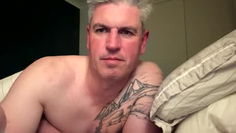 nick578320 online show from May 26, 3:08 pm