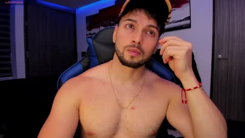 Nick Klaus online show from April 21, 1:42 am