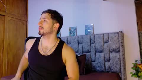 Snapshot of nick_moss_ chatting on February 11, 11:04 am nick_moss_ online show from February 11, 11:04 am