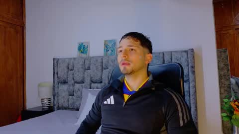 Snapshot of nick_moss_ chatting on March 4, 11:16 am nick_moss_ online show from March 4, 11:16 am